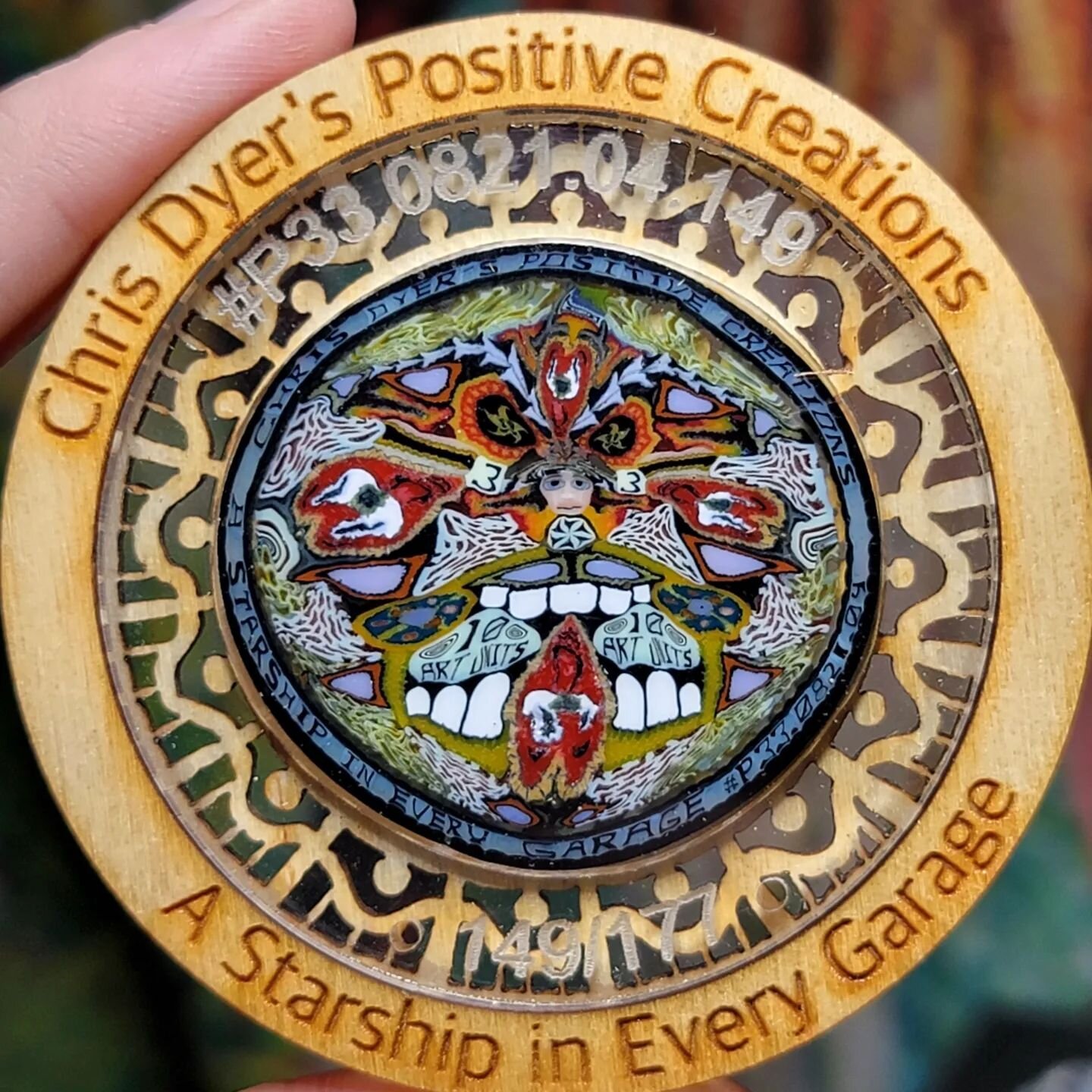 💥 New Art Units just dropped! 💥 The 1st epic Chris Dyer x Project33 collaboration is now available at positivecreations.net! 
The pull yielded a total of 177 coins, each one is secured in it's own custom laser cut wood case.
Big thanks to everyon